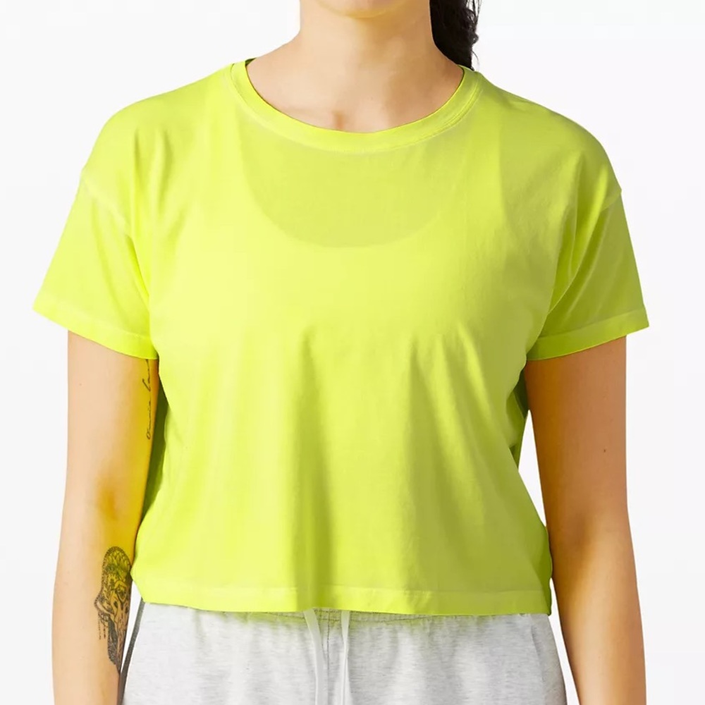 Lululemon Crop tee